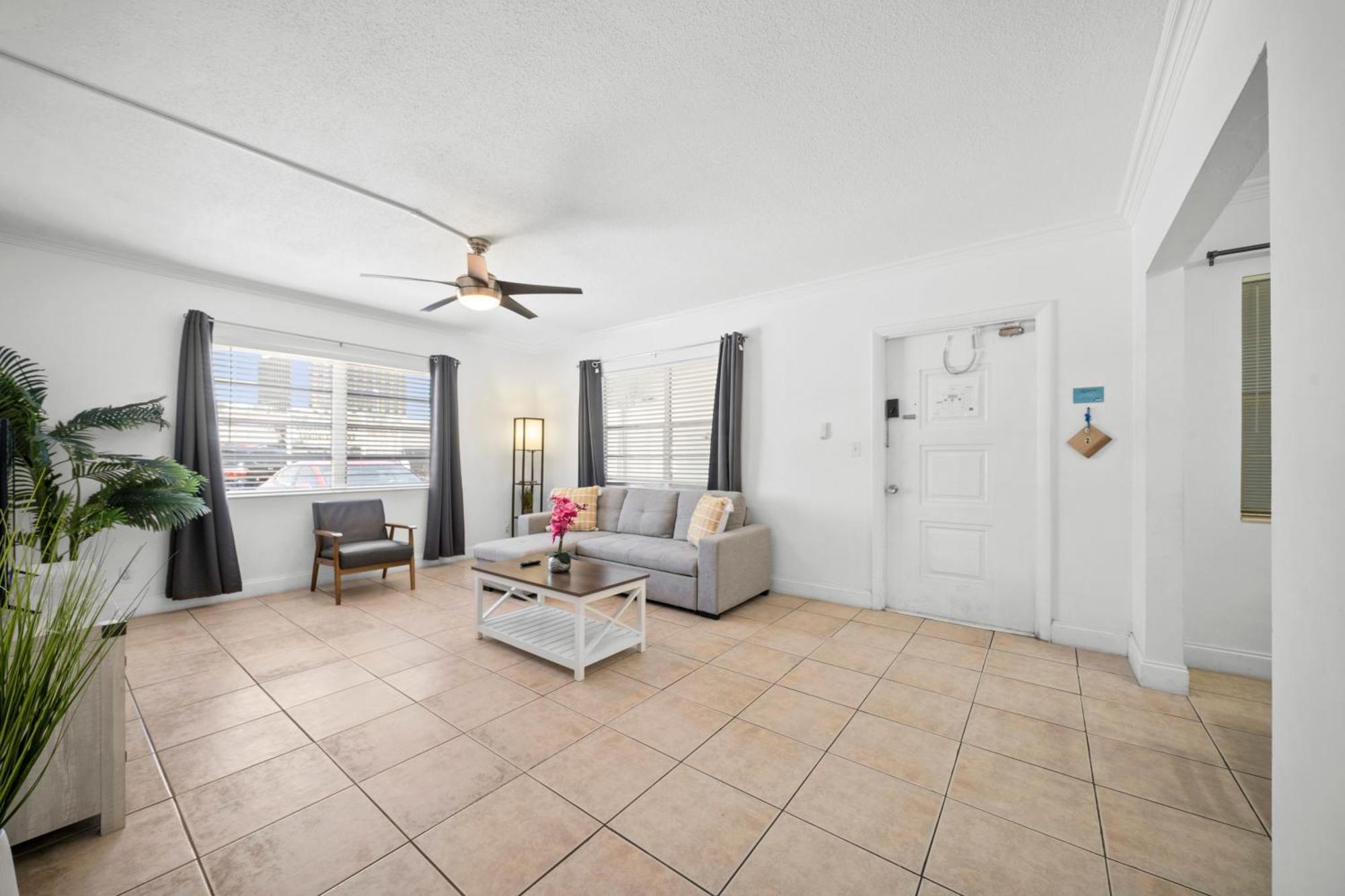 Bayview Regency Apartments By Lowkl Fort Lauderdale Exterior foto